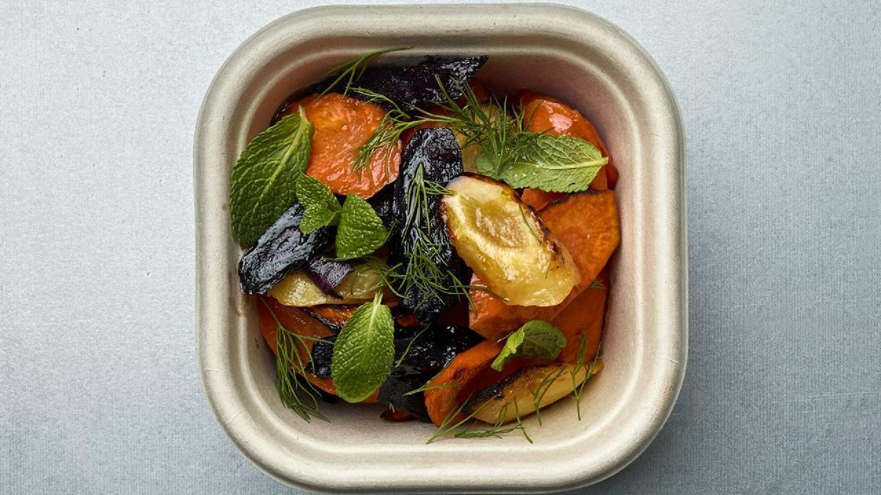 Meal card cover for: Roasted Heritage Carrots Side Pot