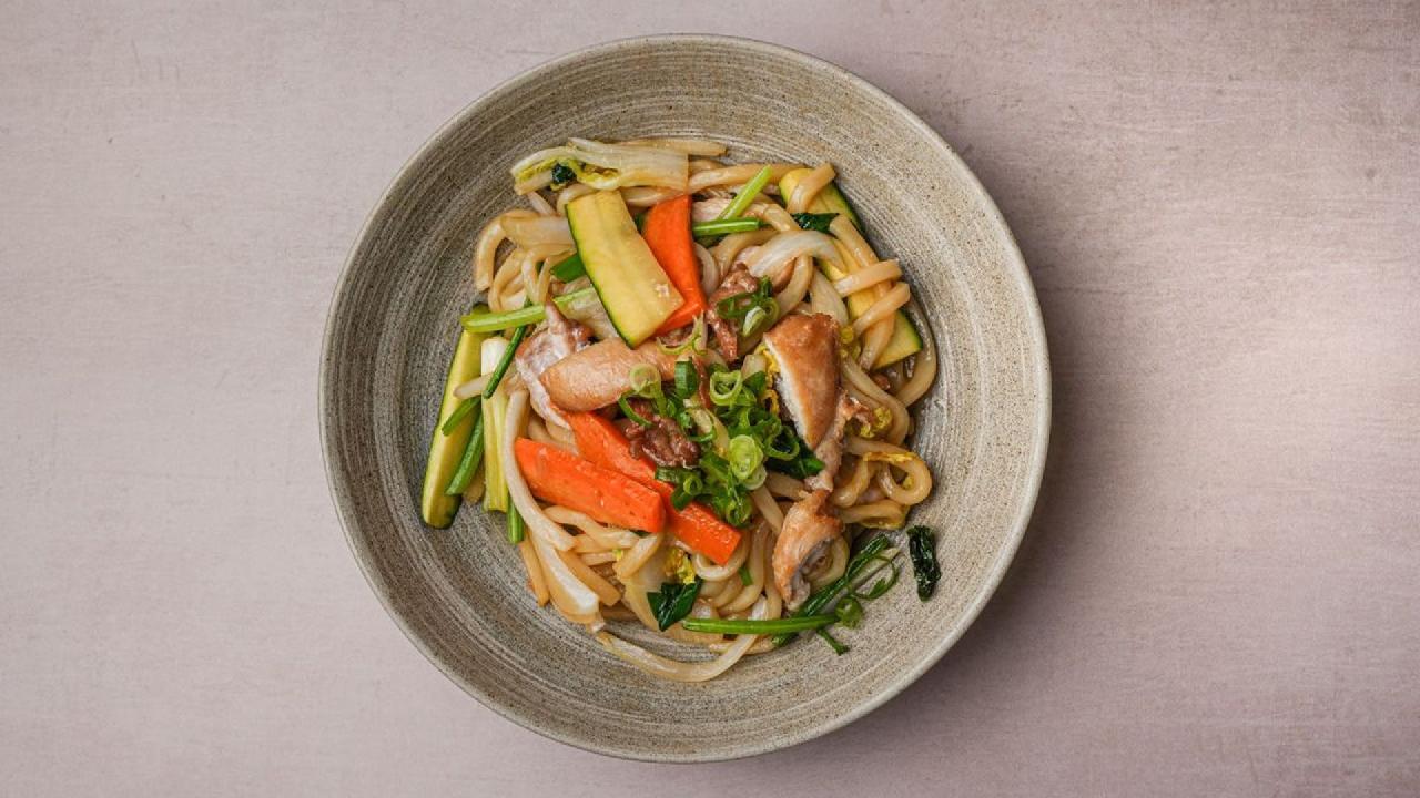 Meal card cover for: Chicken Fried Noodle