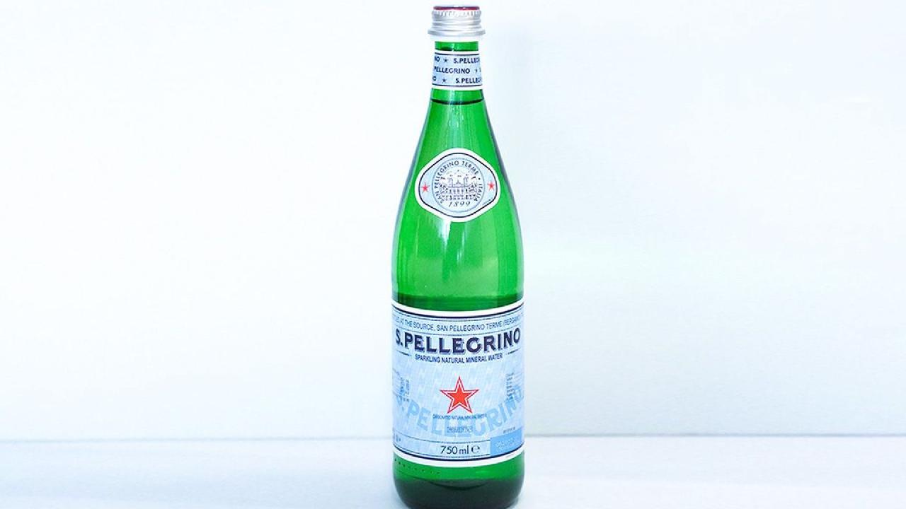 Meal card cover for: Sparkling Water