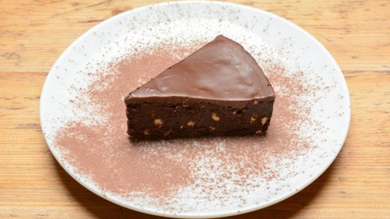 Meal card cover for: CHOCOLATE CAKE
