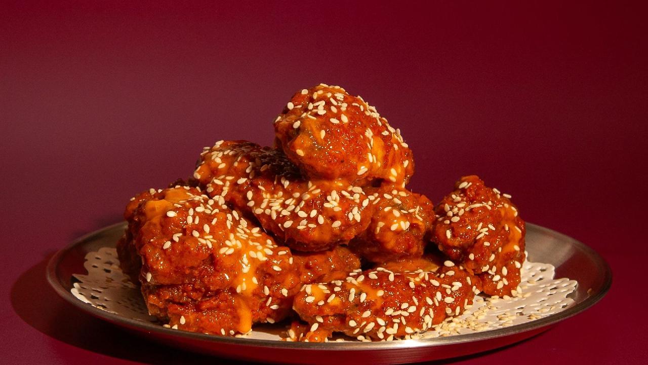 Meal card cover for: Laksa Wings - 6 Piece