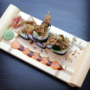 Meal card cover for: Spider Roll (6 Pcs)