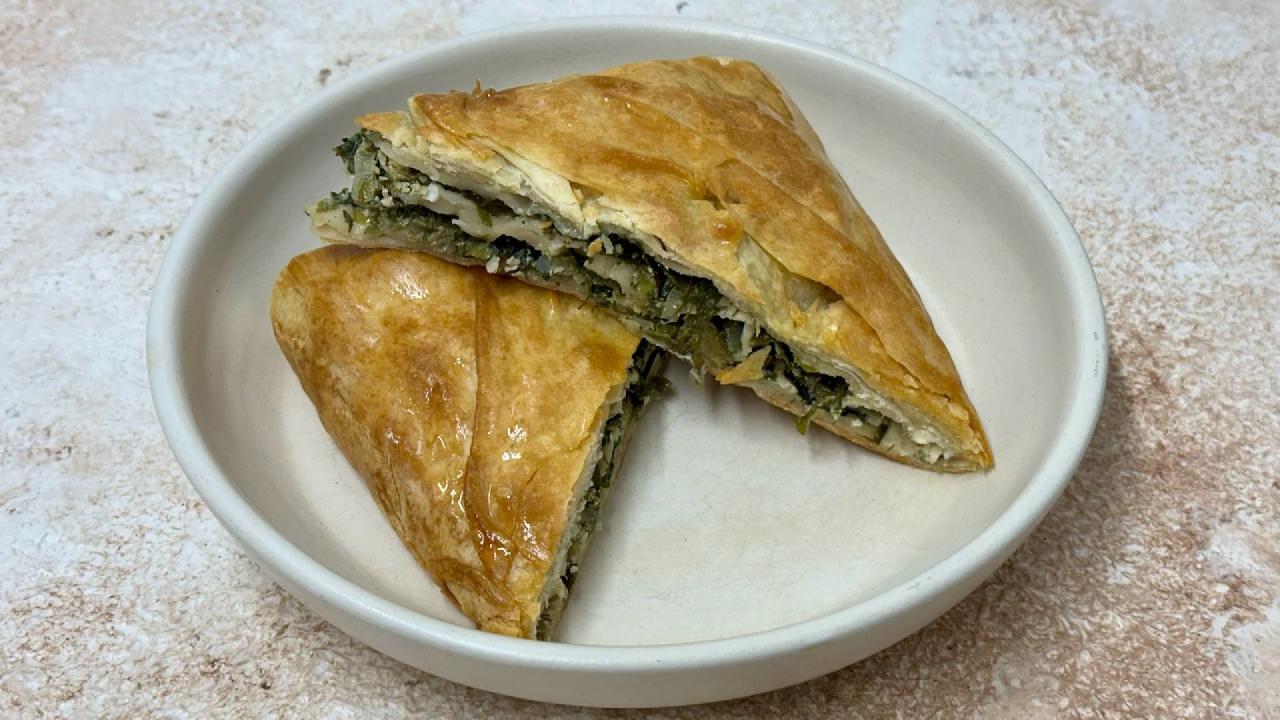 Meal card cover for: Spanakopita (v)