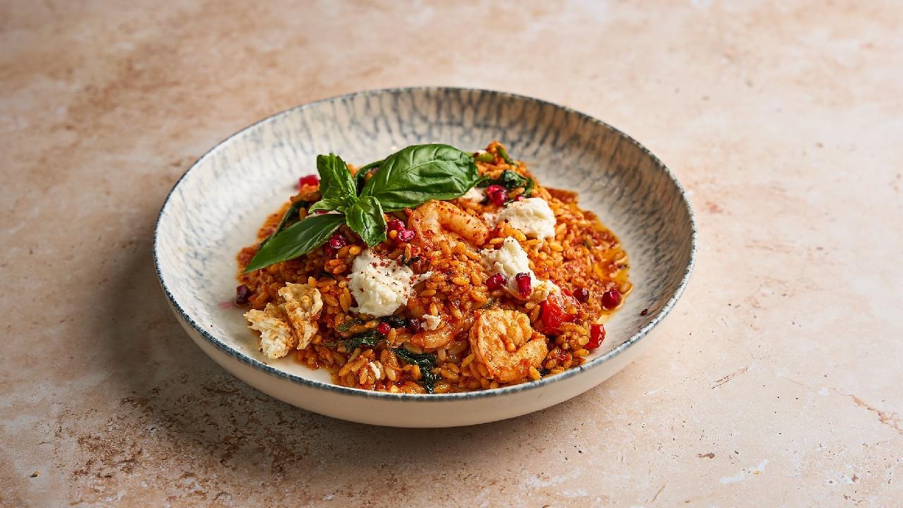 Meal card cover for: Harissa Prawn Orzo