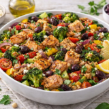 Meal card cover for: Baked Salmon & Seasonal Roast Veg Salad (1)