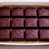 Meal card cover for: Beetroot Brownies (24)