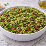 Meal card cover for: Fusilli Verdi Pesto & Sundried Tomato Salad (1)