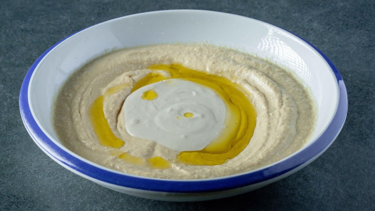 Meal card cover for: Hummus Plate