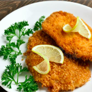 Meal card cover for: Chicken Milanese Salad