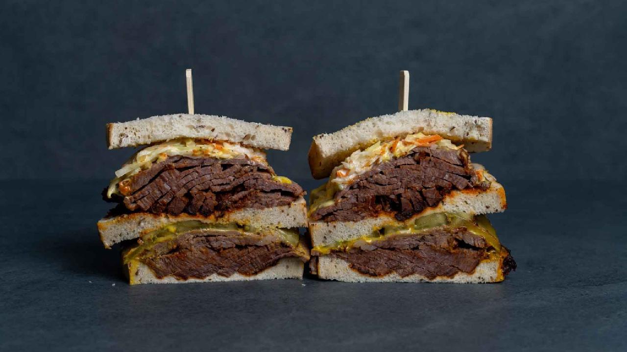 Meal card cover for: REUBENS PASTRAMI SANDWICH