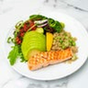 Meal card cover for: Chargrilled Salmon Salad Box