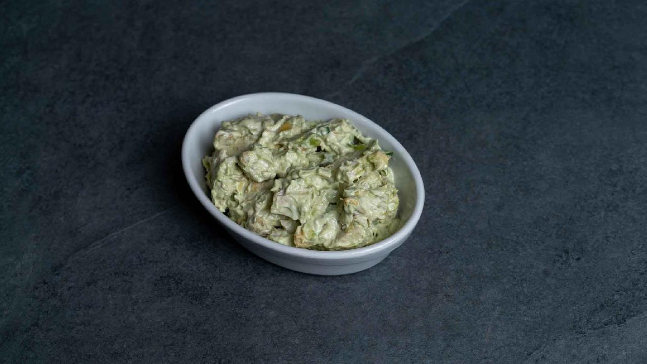 Meal card cover for: Chicken Avocado Plate