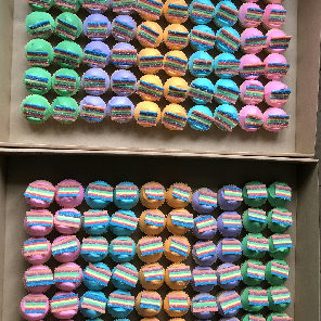 Meal card cover for: Chocolate and Vanilla Pride Cupcakes - coloured frosting (40)