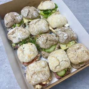 Meal card cover for: Mini mixed rolls platter (12 rolls) Large