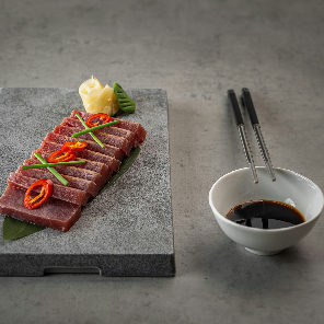 Meal card cover for: Tuna Tataki (5 pieces)