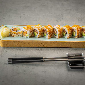 Meal card cover for: Salmon Avocado Roll (8 pieces)