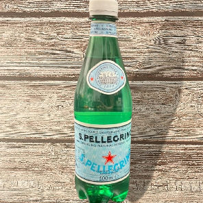 Meal card cover for: Sparkling water