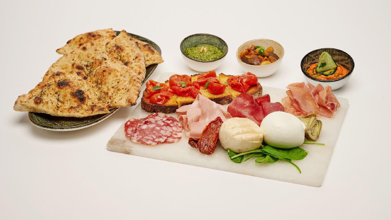 Meal card cover for: Mozzarella Bar Experience