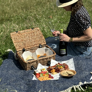 Meal card cover for: Classic Grazing Hamper