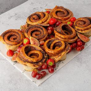 Meal card cover for: Vegan Cinnamon Buns