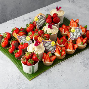 Meal card cover for: Strawberries and Cream Platter