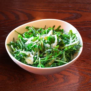 Meal card cover for: Rocket & Parmesan Side Salad (SMALL)