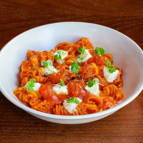Meal card cover for: Homemade Tomato Sauce (Radiatori) with Buffalo Mozzarella