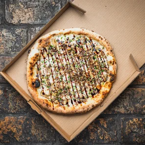 Meal card cover for: Vegan Mushroom, Vegan Mozzarella, Pumpkin Seeds & Chilli Flakes (VG)(G)(S)
