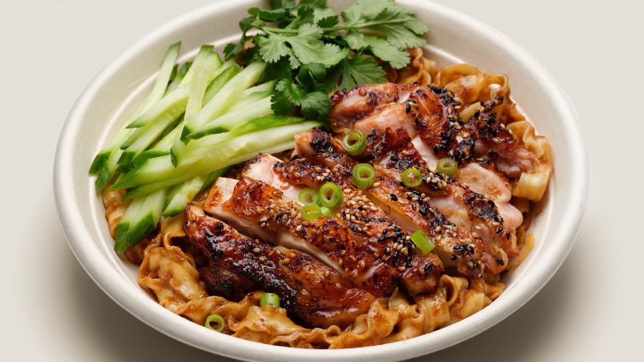 Meal card cover for: Chicken Thighs with Ginger and Sesame (Halal), 44g protein
