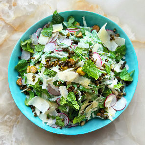 Meal card cover for: Green beans with "tahini Caesar", radish and caper berries