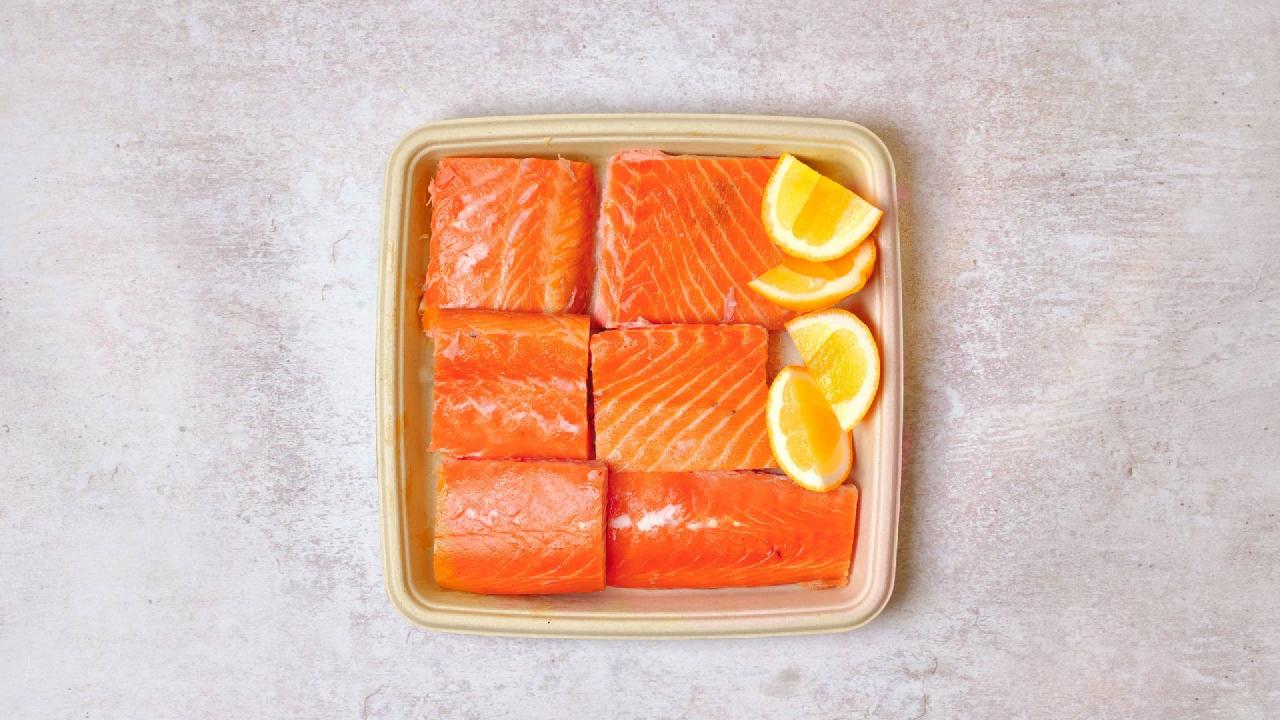 Meal card cover for: Hot Smoked Salmon - [Protein For 6]