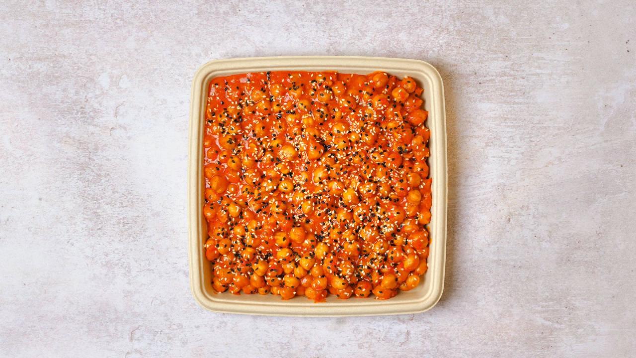 Meal card cover for: Harissa Chickpeas - [Protein For 6] [Warm]