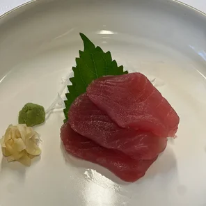 Meal card cover for: Tuna Sashimi (Akami)