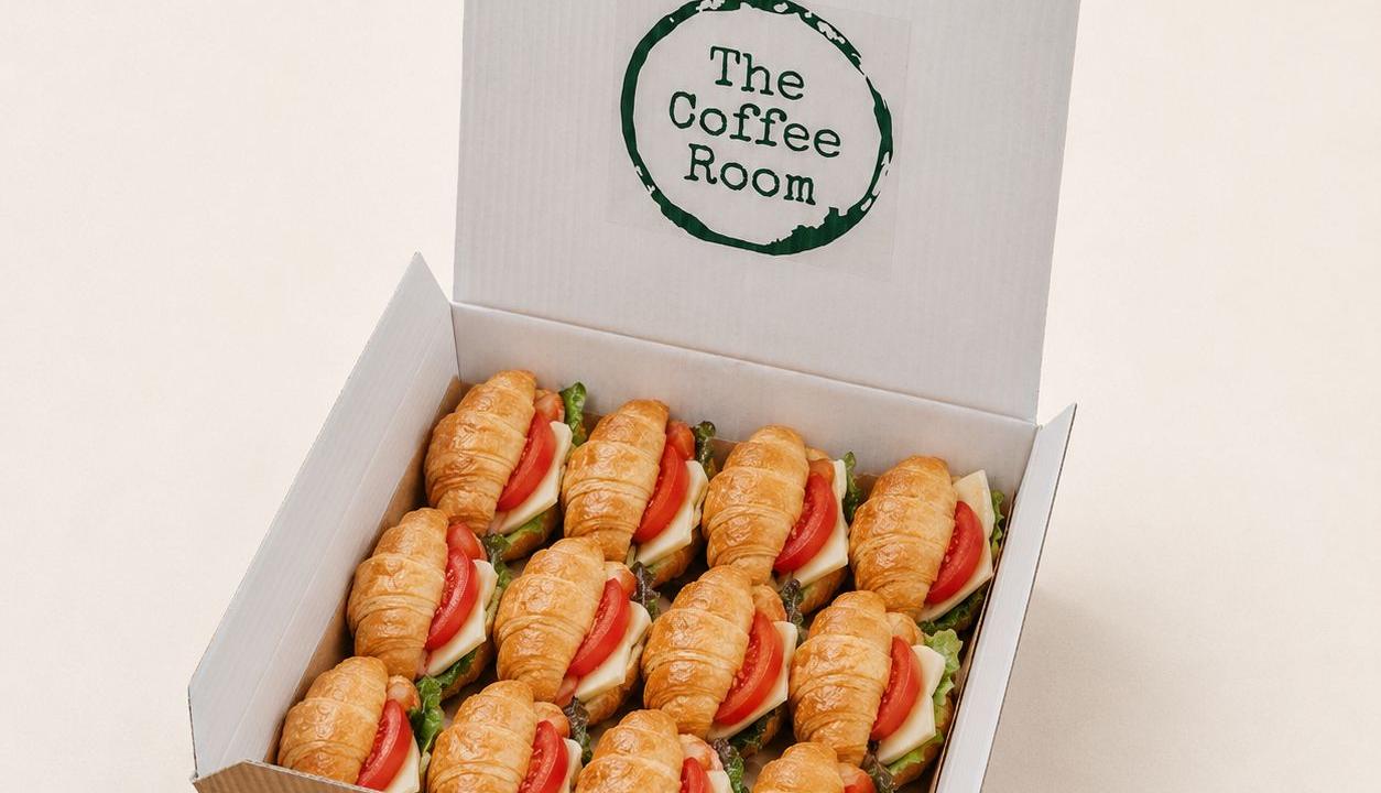 Meal card cover for: 12x Mini Tomato & Cheese Croissant