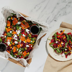 Meal card cover for: Feel Good Salad Box with Chicken