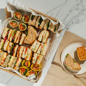 Meal card cover for: Best Of Benugo Box