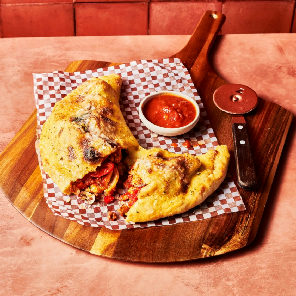 Meal card cover for: Calzone Carne Piccante
