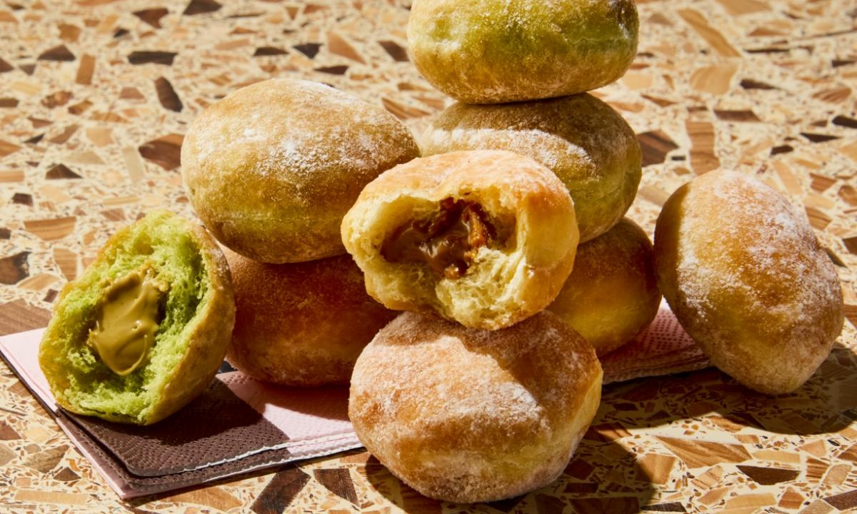 Meal card cover for: DELIVERY EXCLUSIVE ⭐ Mixed Mini Doughnuts Sharer x9