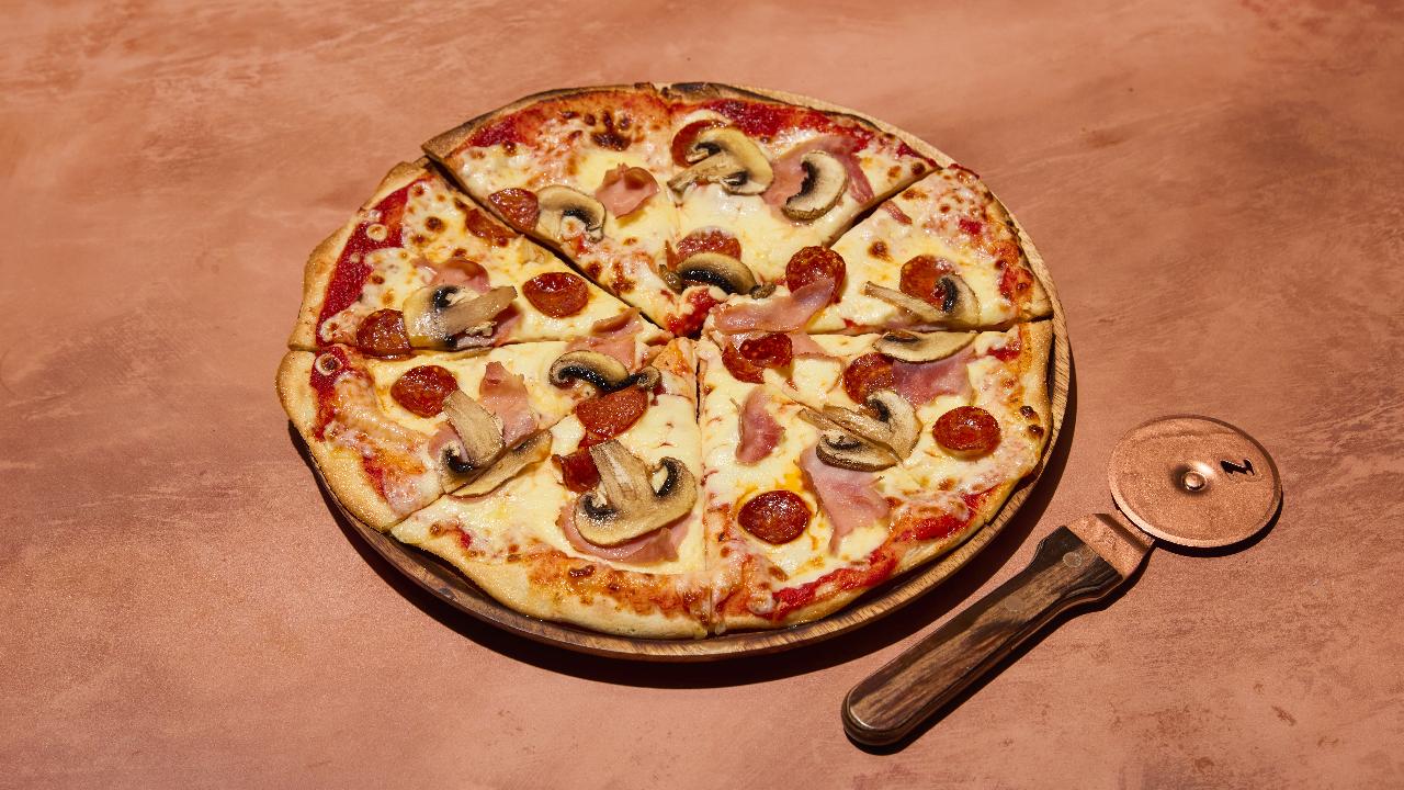 Meal card cover for: Non-Gluten Pepperoni Campagna Pizza