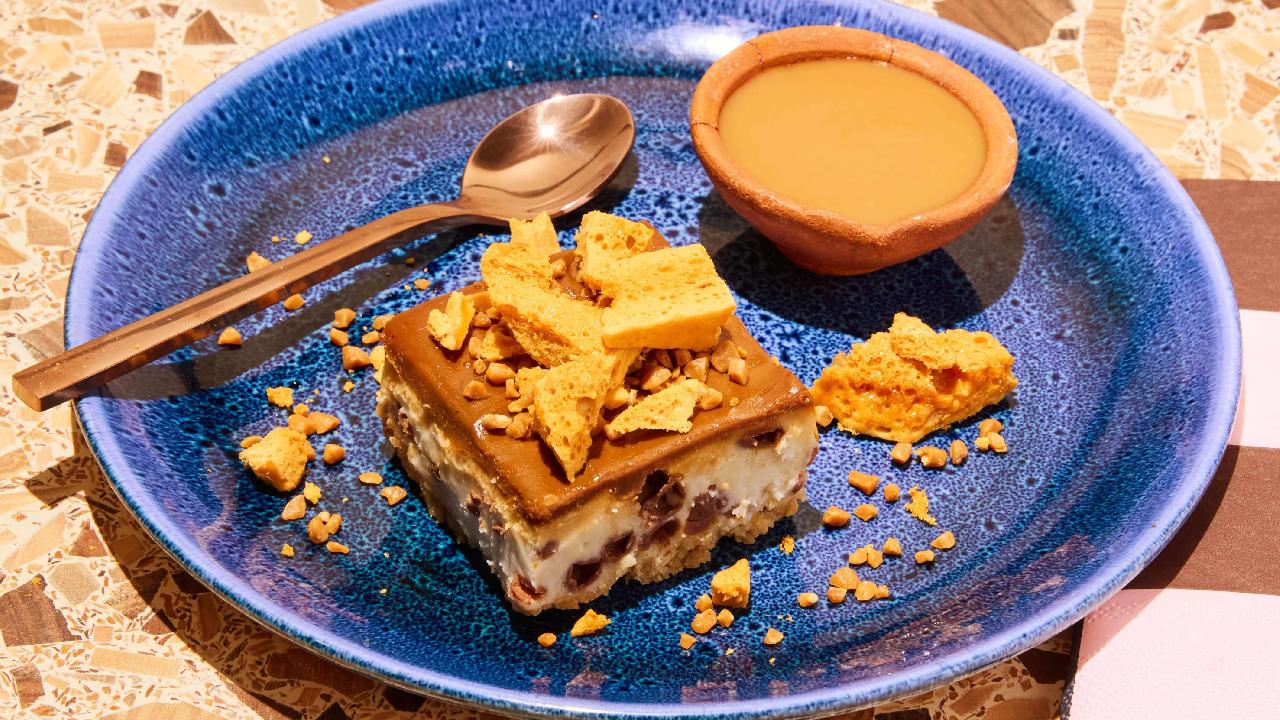 Meal card cover for: Honeycomb Cheesecake