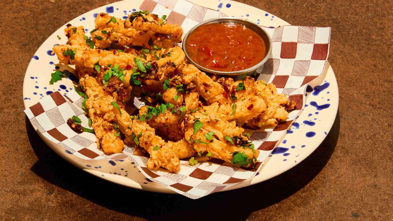 Meal card cover for: Crispy Chilli Calamari