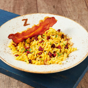 Meal card cover for: Non-gluten Pasta Chorizo Carbonara