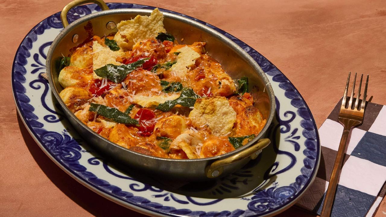 Meal card cover for: NEW ⭐ Creamy Chicken & Tomato Gnocchi