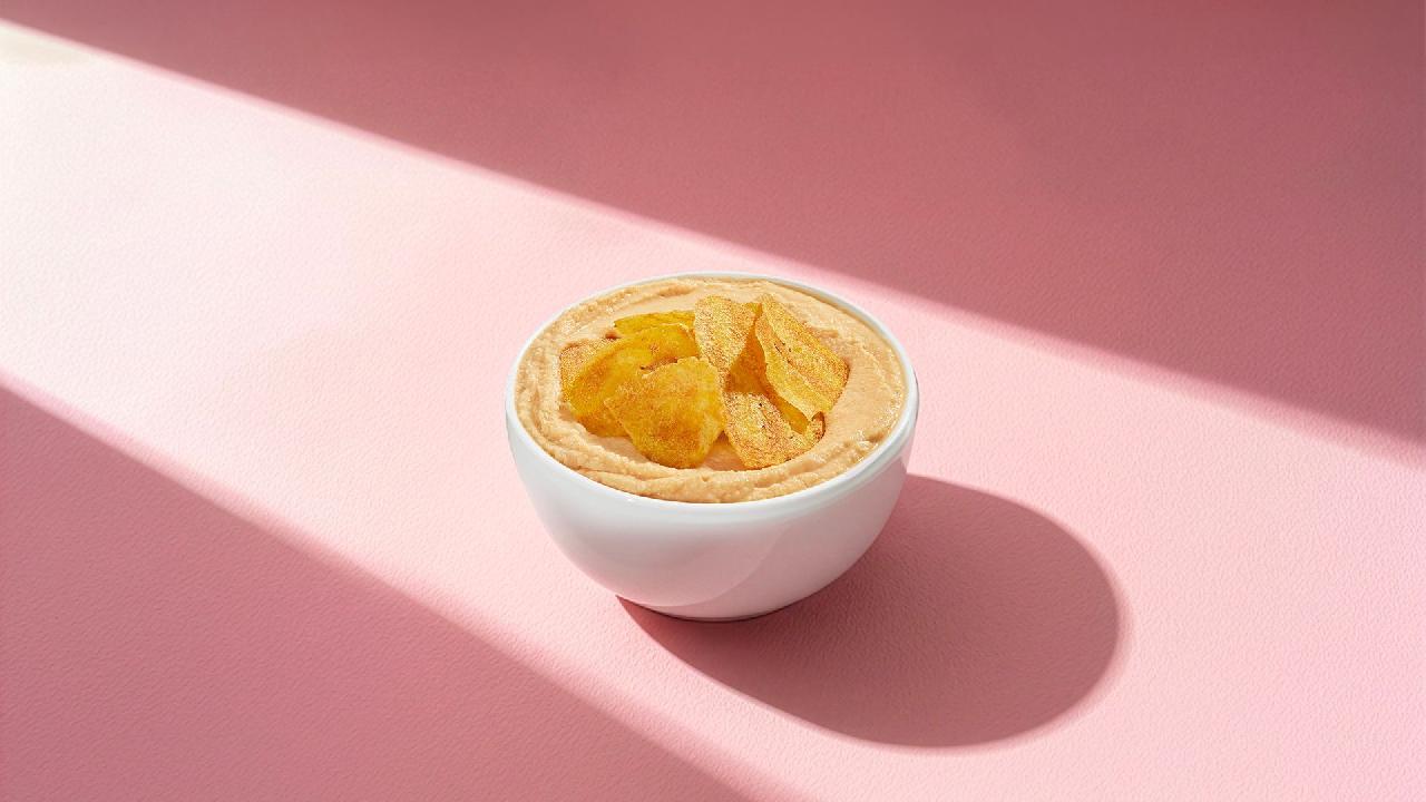 Meal card cover for: [NEW] Hummus & Plantain Chips