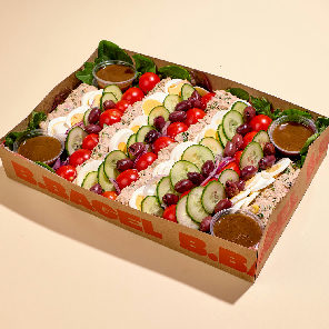 Meal card cover for: Tuna Sharing Salad