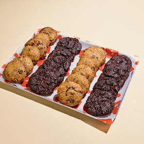 Meal card cover for: Chocolate Duo Cookie Platter