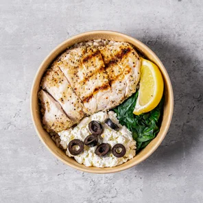 Meal card cover for: Lemon & Herb free range chicken breast with spinach, wholemeal rice, Greek cheese & black olives.