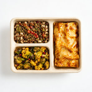 Meal card cover for: Beef Lasagne béchamel Lunchbox (Winter)