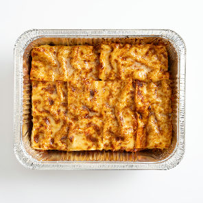 Meal card cover for: Beef Lasagne (Serves 6)