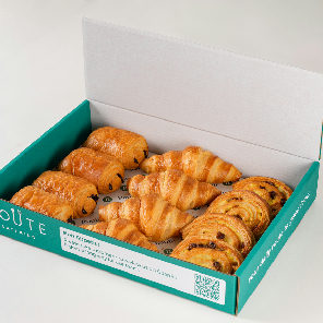 Meal card cover for: Mixed Pastry Platter (Serves 12)
